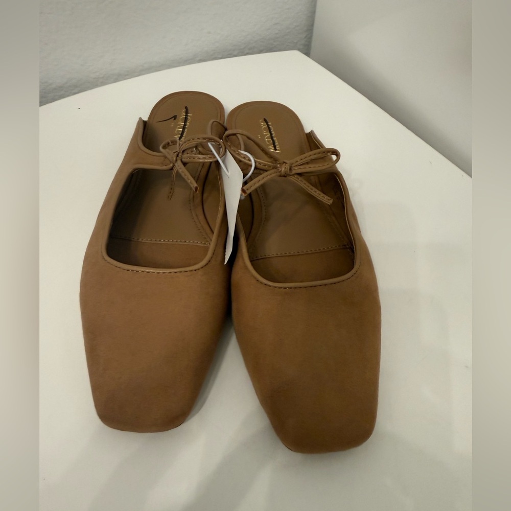 J. Crew Suede Bow-Tie Mule Slides in Tan - Picture 3 of 7